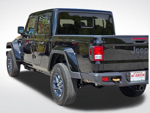 New 2026 Jeep Gladiator Sport AWD/4WD image 42