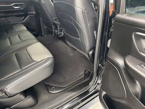 Used 2023 RAM 1500 Big Horn AWD/4WD image 27