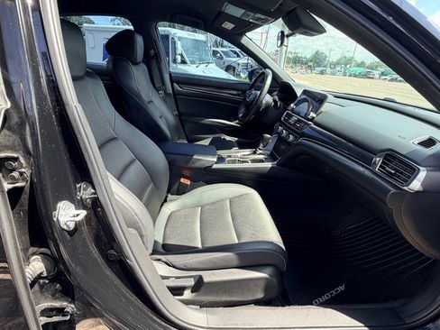 Used 2021 Honda Accord Sport image 19