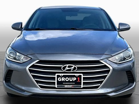 Used 2018 Hyundai Elantra SEL FWD image 4
