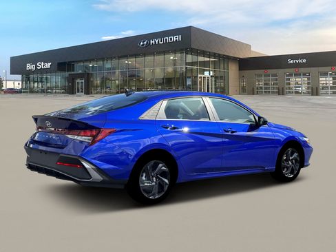 New 2026 Hyundai Elantra Sport FWD image 8