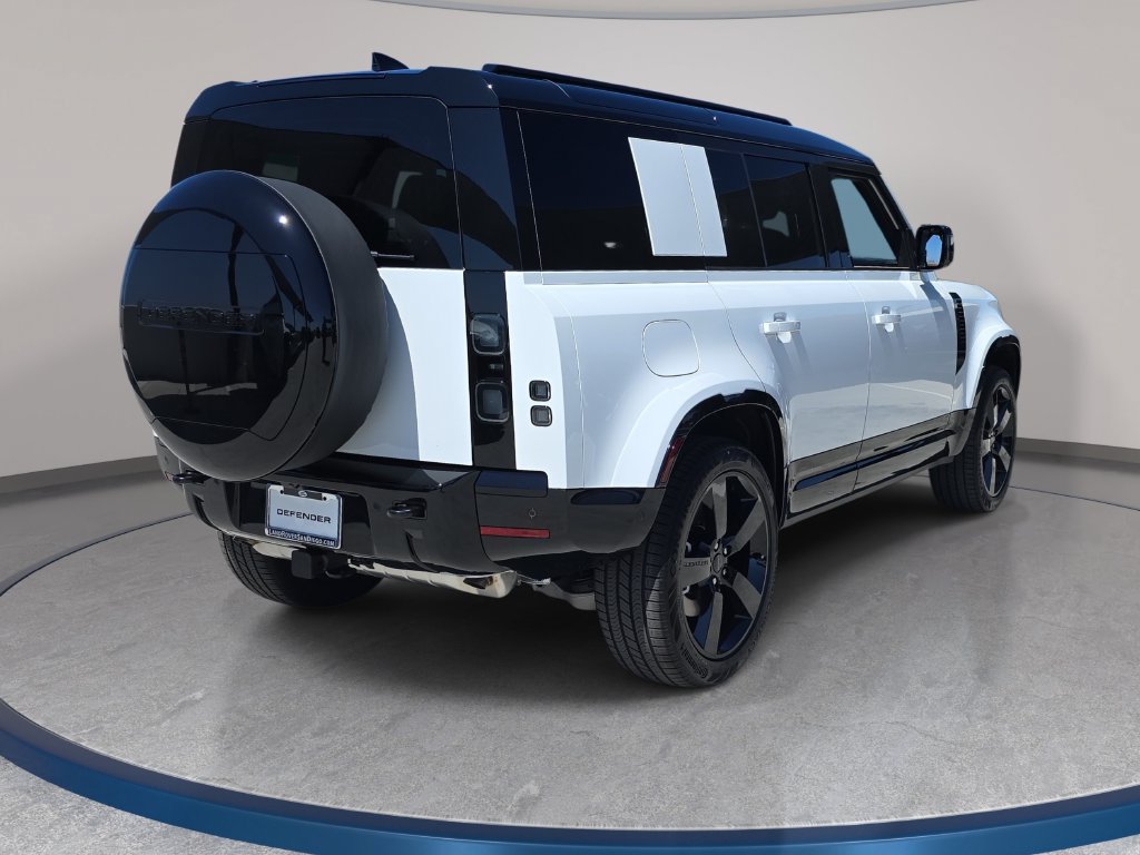 New 2026 Land Rover Defender 110 X-Dynamic SE AWD/4WD image 5