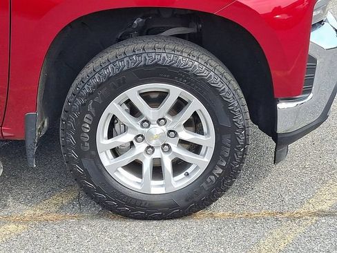 Certified 2021 Chevrolet Silverado 1500 LT AWD/4WD image 8