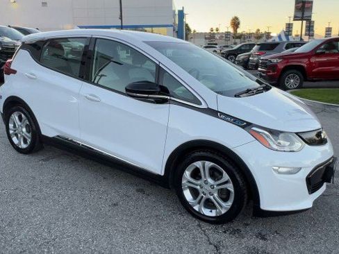 Used 2019 Chevrolet Bolt LT image 2