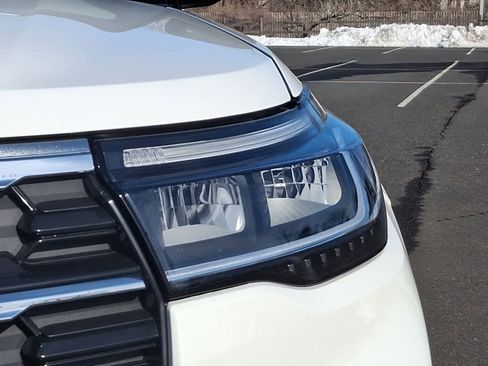 Used 2025 Ford Explorer Active image 30