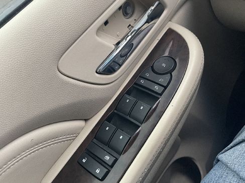 Used 2007 Cadillac Escalade ESV ESV w/ Information Package image 22