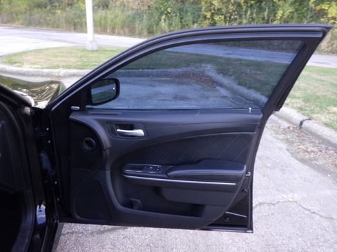 Used 2019 Dodge Charger R/T w/ Plus Group image 11