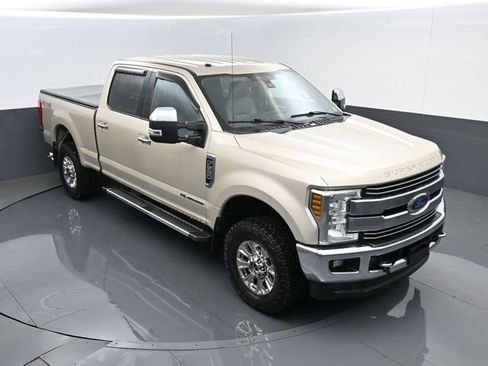 Used 2018 Ford F250 Lariat w/ Lariat Ultimate Package AWD/4WD image 20