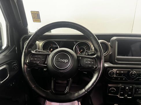 Used 2021 Jeep Wrangler Unlimited Sport AWD/4WD image 4