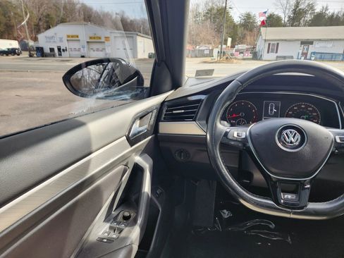 Used 2019 Volkswagen Jetta R-Line image 32