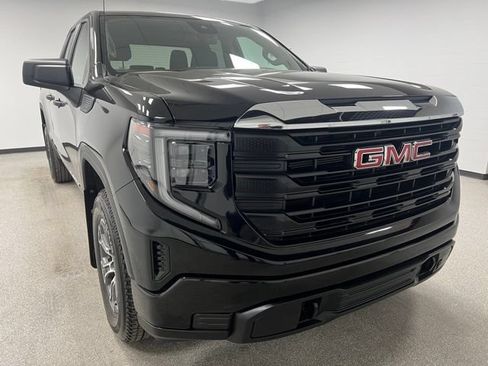 Used 2023 GMC Sierra 1500 Pro w/ Convenience Package AWD/4WD image 2