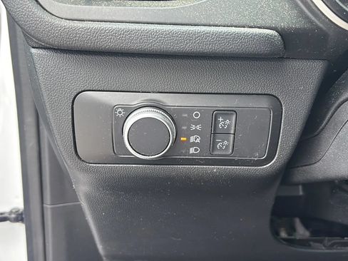 Used 2021 Ford Escape SE FWD image 19