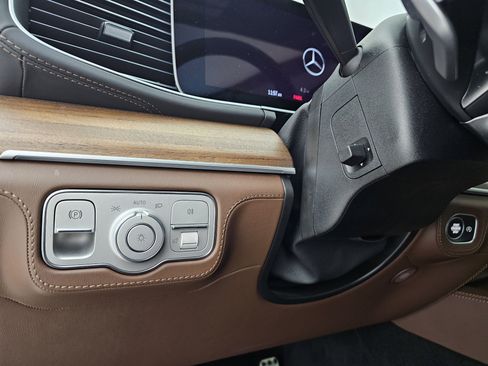 Certified 2024 Mercedes-Benz GLE 53 AMG 4MATIC image 7