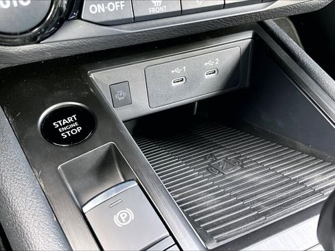 New 2026 Nissan Kicks SV image 18