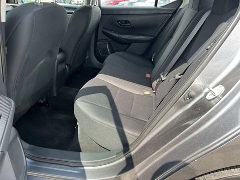 Used 2024 Nissan Sentra S FWD image 16