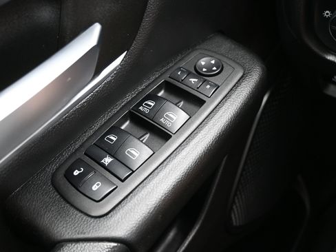 Used 2023 RAM 1500 Big Horn image 24