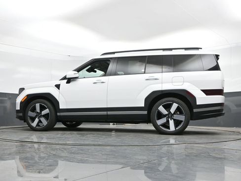 Used 2025 Hyundai Santa Fe Limited AWD/4WD image 46