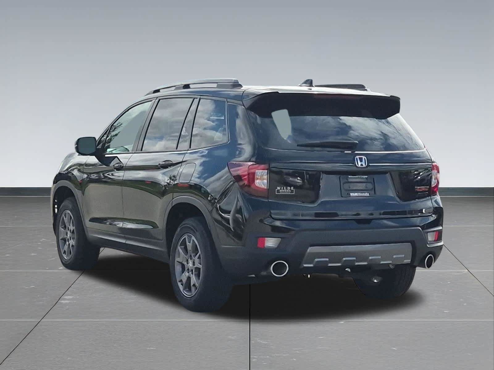 Certified 2024 Honda Passport TrailSport image 4