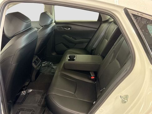 Used 2025 Honda Accord EX-L image 4