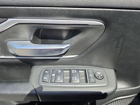 Used 2020 RAM 1500 Big Horn AWD/4WD image 13