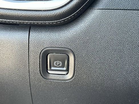 Used 2022 Chevrolet Silverado 1500 RST w/ Convenience Package II image 26