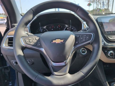Used 2023 Chevrolet Equinox Premier AWD/4WD image 26