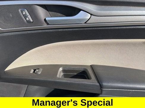 Used 2018 Ford Fusion S image 37