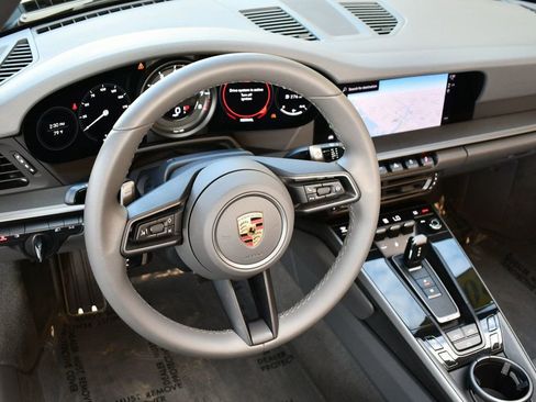 Used 2022 Porsche 911 Carrera 4S image 12
