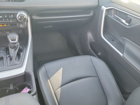 Used 2024 Toyota RAV4 XLE Premium FWD image 19