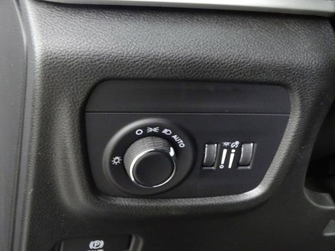 New 2025 Jeep Grand Cherokee Laredo image 15