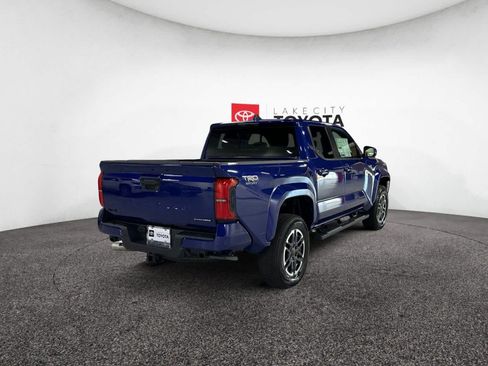 New 2025 Toyota Tacoma TRD Sport image 5