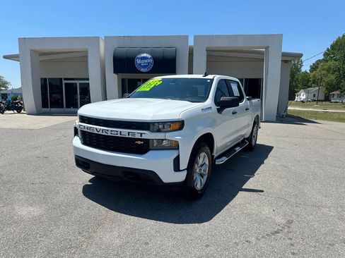 Used 2021 Chevrolet Silverado 1500 Custom AWD/4WD image 1