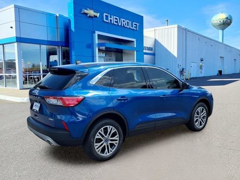 Used 2022 Ford Escape SEL AWD/4WD image 3