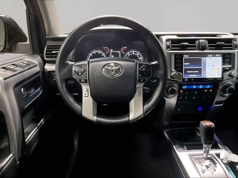 Certified 2022 Toyota 4Runner Limited AWD/4WD image 6