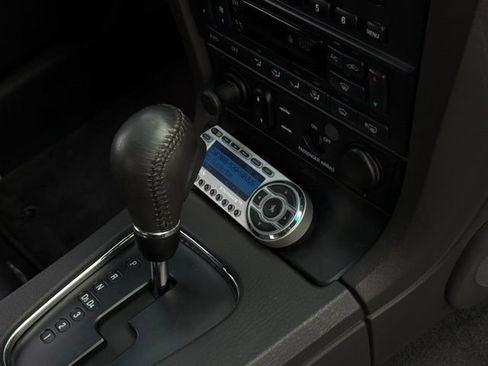 Used 2002 Ford Thunderbird RWD image 27