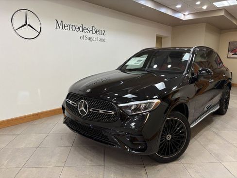 New 2026 Mercedes-Benz GLC 300 image 1