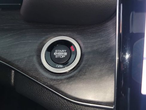 Certified 2023 Jeep Grand Cherokee L Overland AWD/4WD image 18