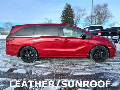 Used 2023 Honda Odyssey Sport image 8