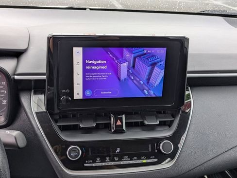 Used 2023 Toyota Corolla LE image 19