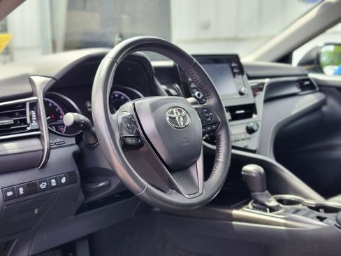 Used 2024 Toyota Camry SE w/ Cold Weather Package AWD/4WD image 17
