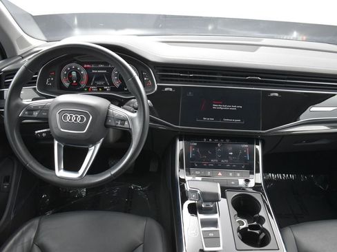 Used 2023 Audi Q7 3.0T Premium Plus image 16