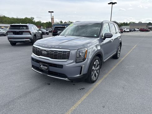 Used 2020 Kia Telluride S w/ S 8 Passenger Seating Package AWD/4WD image 8