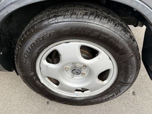 Used 2010 Honda CR-V LX image 24