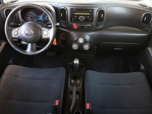 Used 2011 Nissan Cube 1.8 S w/ Interior Designer Pkg FWD image 21