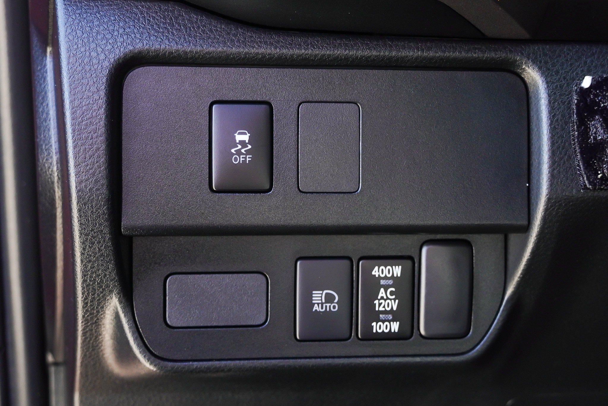 Certified 2022 Toyota Tacoma TRD Off-Road AWD/4WD image 20