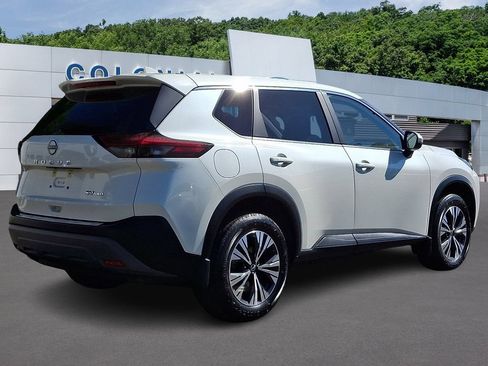 Used 2023 Nissan Rogue SV AWD/4WD image 6