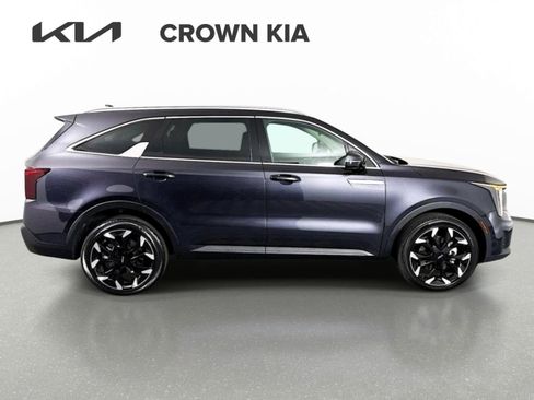 Certified 2025 Kia Sorento EX FWD image 4