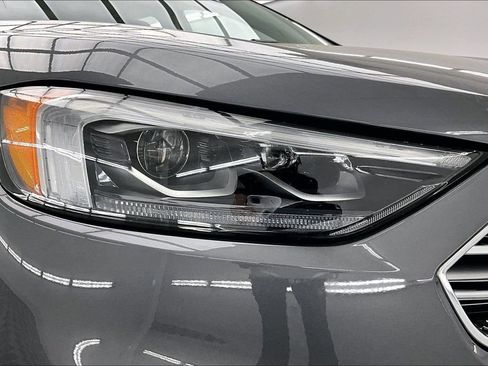 Certified 2022 Ford Edge Titanium w/ Equipment Group 301A AWD/4WD image 29