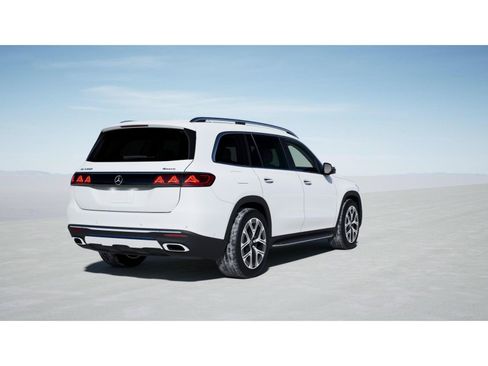 New 2027 Mercedes-Benz GLS 450 4MATIC image 10