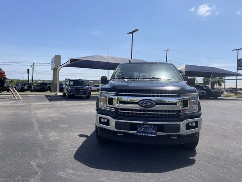Used 2019 Ford F150 XLT w/ Equipment Group 302A Luxury AWD/4WD image 2